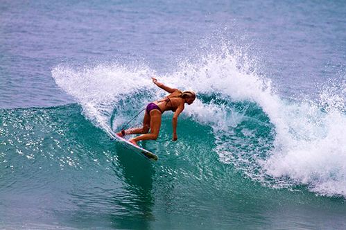 learn to surf, Edventures, Club Ed, surf lessons, international surf